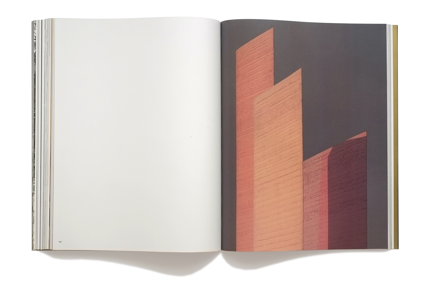002 Luis Barragan - Pale Pink Publishers